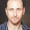 Christian Bako as Tomas