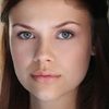 Noell Coet as Emily