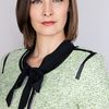Savannah Schoenecker as Margo Hunter