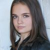 Mykayla Sohn as Young Shelly