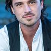 Tristan McKinnon as Bobby