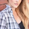 Clare Filipow as Valeria