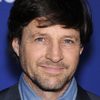 Tim Guinee as Ray
