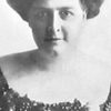 Sylvia Ashton as Kelly's Aunt (uncredited)
