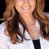 Tori Glawe Osborn as Emma