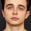 Ben Ahlers as Kieran Francis