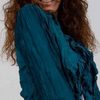 Naël Kervoas as Manuela