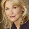 Dee Wallace as Dee