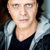 Miraj Grbic as Niko