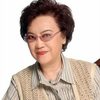 Lee Heung-Kam as Auntie Chin