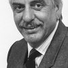 Hugo Carvana as Dos Santos