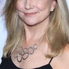 Julia Parker as Lynn Goyer