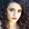 Daniela Bobadilla as Roxie