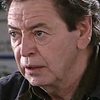 Frank Gallacher as Vet