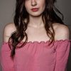 Elske Stout as Young Eva
