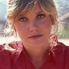 Ann Dusenberry as Stevie