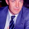 Ángel del Pozo as Yevtushenko