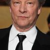 Chris Cooper as Tom Smith