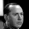 Jerry Verno as Stage-Door Keeper