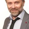 Bergur Þór Ingólfsson as Hinrik