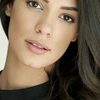 Laysla De Oliveira as Veronica