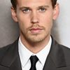 Austin Butler as Hank Thompson
