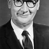 Edward Andrews as Charlie Travers