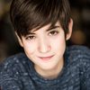 Ricardo Ortiz as Leo