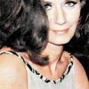 Marlene Schmidt as Lois Stevens