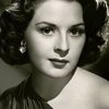 Mala Powers as Ann Walton