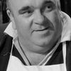 Mimmo Poli as Barman (uncredited)