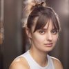 Jessica Balmer as Mia