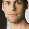Jason Looney as Steve