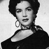 Hilda Vera as La Madre de Mariana