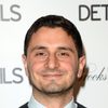 Aram Tertzakian as Waiter