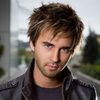 Alexander Mendeluk as Ryan