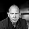 Samuel Fröler as Mr. Settergren (voice)