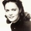 Joan Blackman as Geraldine Mills