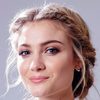 Skyler Samuels as Olivia Crawford
