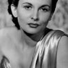 Sonia Holm as Isobel