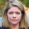 Kirsten Bishop as Denise (as Kirsten Bishopric)