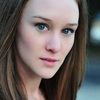 Ashlynn Ross as Amber Ryder