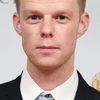 Matthew Aubrey as Gary