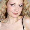 Jennifer Mudge as Caitlin