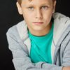 Bentley Hughes as Evan
