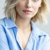 Genevieve DeGraves as Zoe