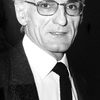 Michel Etcheverry as Frédéric Heiniger