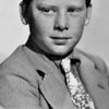Benny Bartlett as Joe Scales (uncredited)