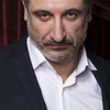Kiril Efremov as Guard 1
