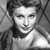 Mari Aldon as Phyl Yaeger
